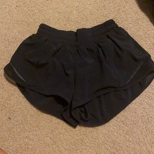 Lululemon shorty Hot shorts